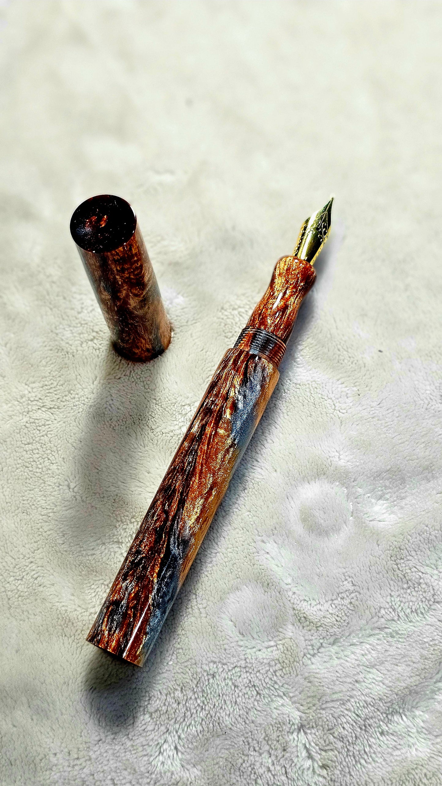 Custom Handmade Molten Metal Resin Foutain Pen With Gold Accent # 8 Nib