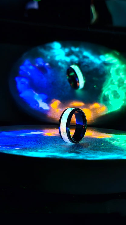 🌈Multicolor Glow Opal Ring – White Ceramic Band✨