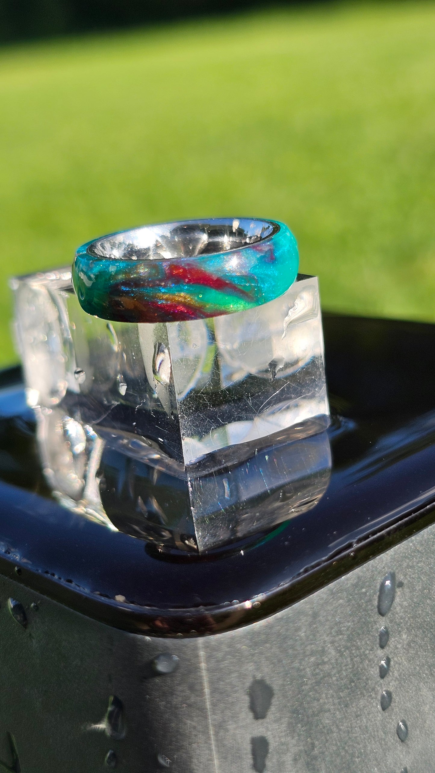 Prism Forge – Color-Shift Ring with Cosmic Texture