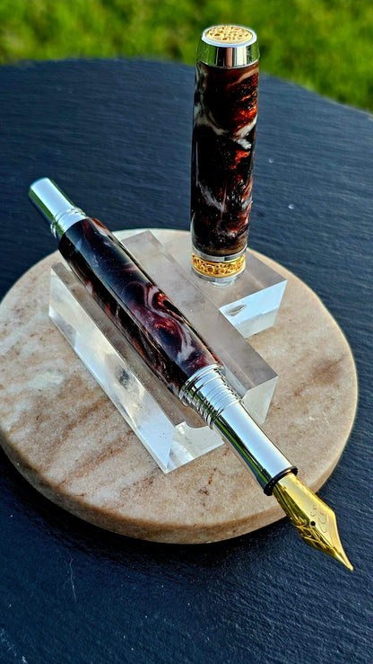 Luxury Marbled Fountain Pen – Executive Writing Instrument with Gold & Silver Accents