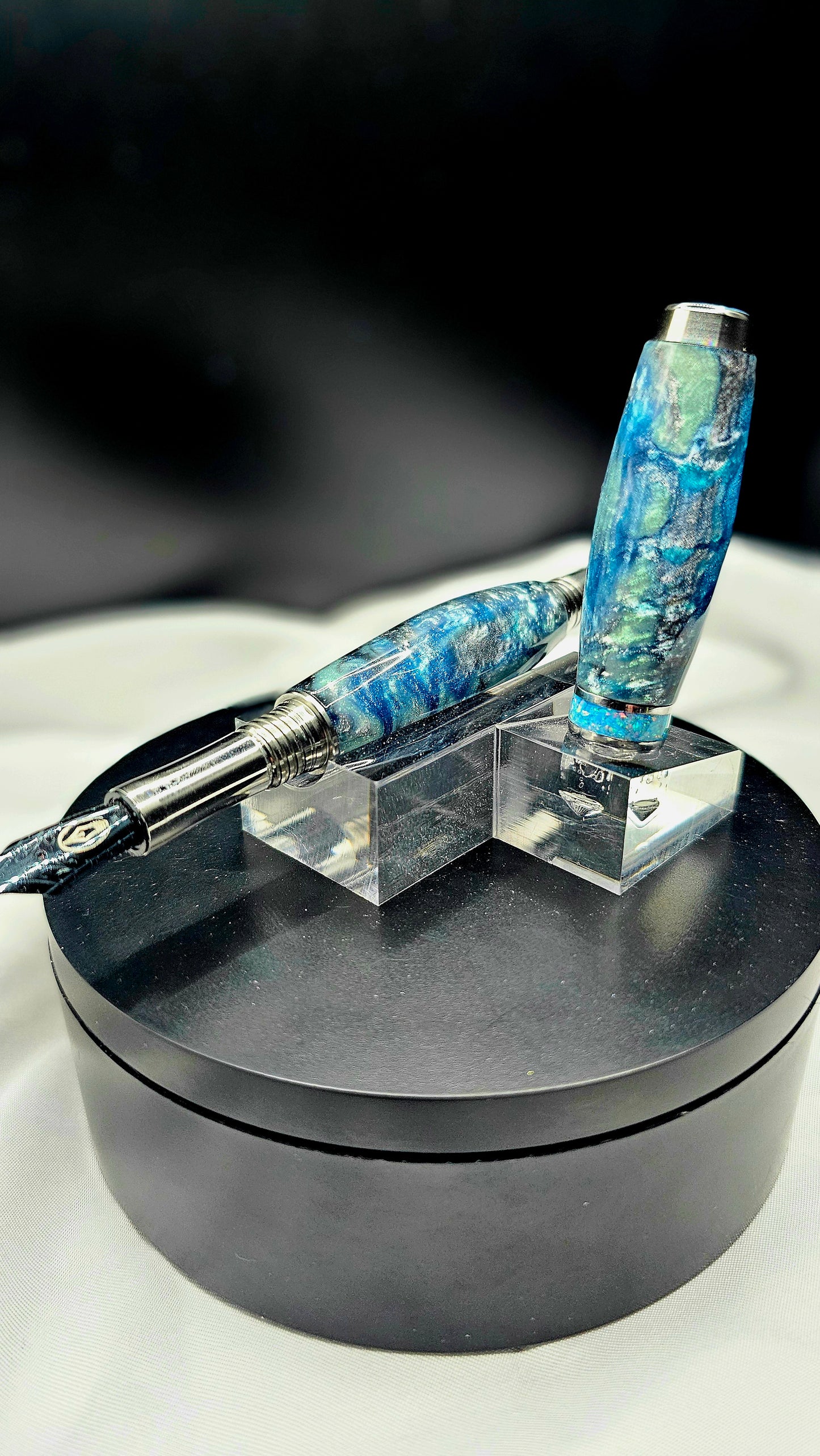 One Of a Kind Handmade Fountain pen with Hand-Poured Resin and a Custom-made Collar