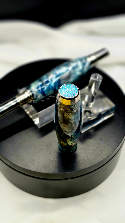One Of a Kind Handmade Fountain pen with Hand-Poured Resin and a Custom-made Collar