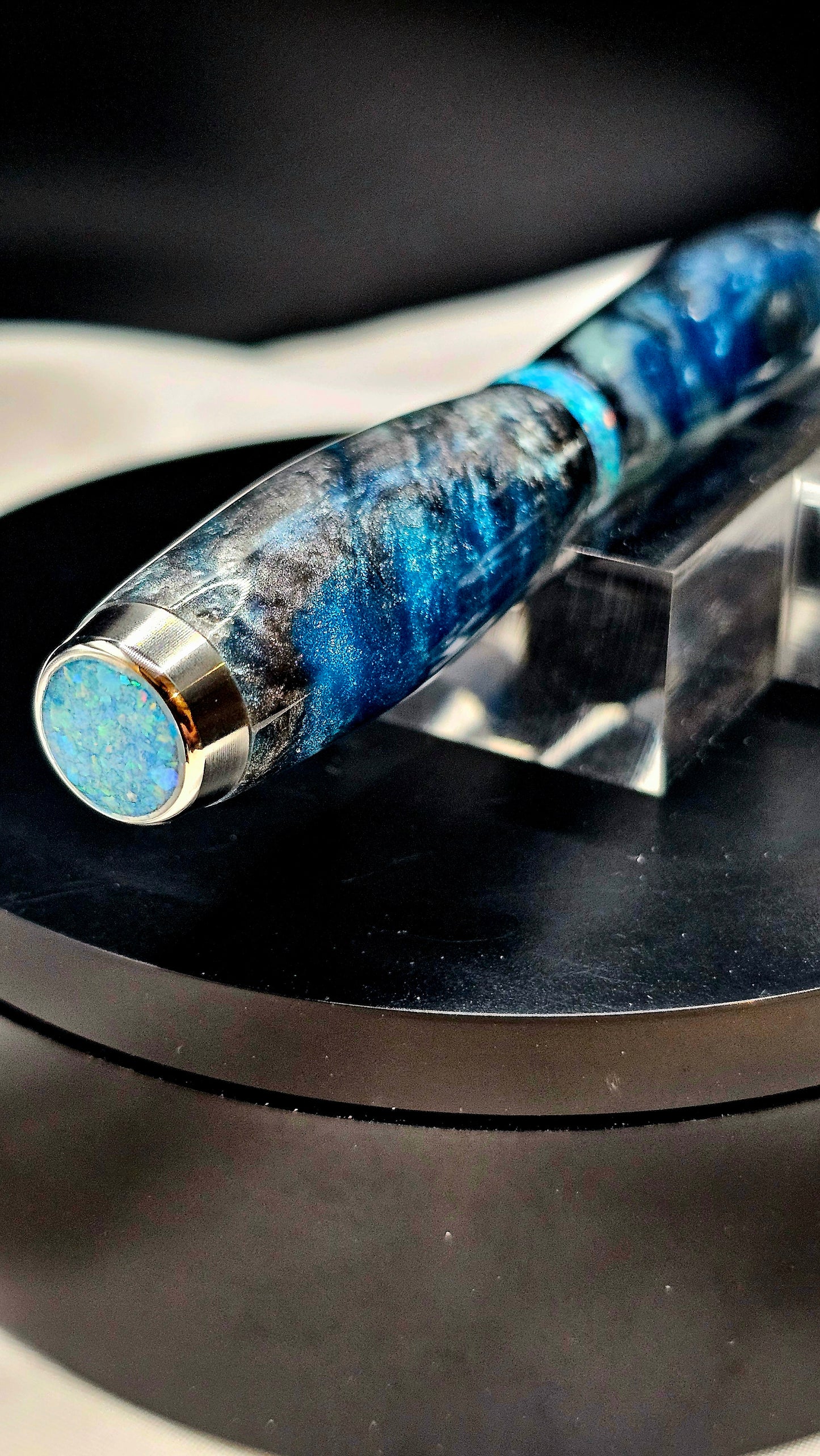 One Of a Kind Handmade Fountain pen with Hand-Poured Resin and a Custom-made Collar