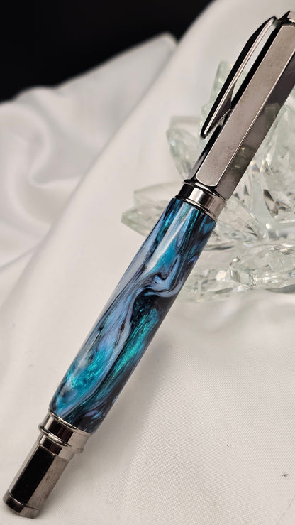 Hand-poured Resin Vertex Fountain pen