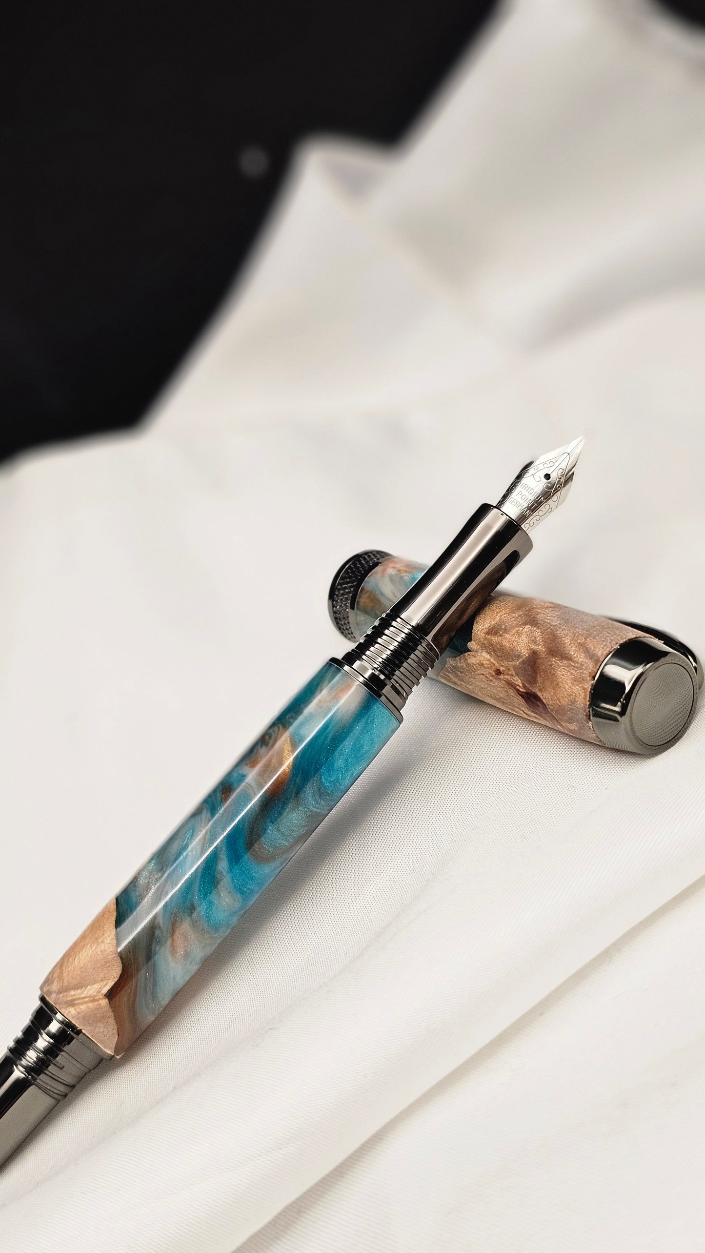 Hybrid rollerball or Fountain pen