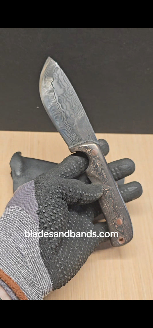 Copper Vein Damascus Hunter